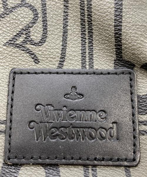 Vivienne Westwood（ヴィヴィアンウエストウッド）Vivienne Westwood (ヴィヴィアンウエストウッド) ハンドサインPVCボディーバッグ グレーの古着・服飾アイテム