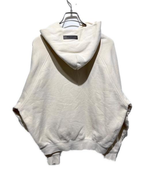 FOG ESSENTIALS（フィアオブゴッド エッセンシャル）FOG ESSENTIALS (フィアオブゴッド エッセンシャル) 立体ロゴパーカー ベージュ サイズ:Ｍの古着・服飾アイテム