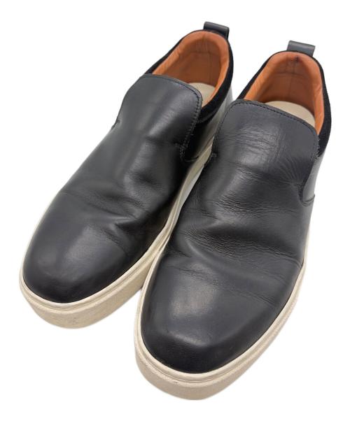 EARLE（アール）EARLE (アール) Drape slip-on sneakers ブラック サイズ:44の古着・服飾アイテム