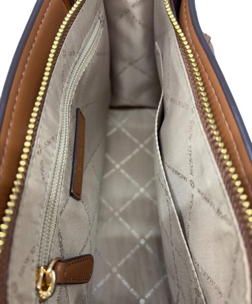 MICHAEL KORS（マイケルコース）MICHAEL KORS (マイケルコース) HOPE ミディアム メッセンジャー / サッチェル ブラウンの古着・服飾アイテム