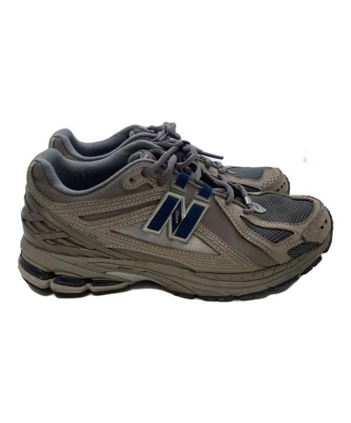 NEW BALANCE（ニューバランス）NEW BALANCE (ニューバランス) ローカットスニーカー グレー×ネイビー サイズ:26.5cmの古着・服飾アイテム