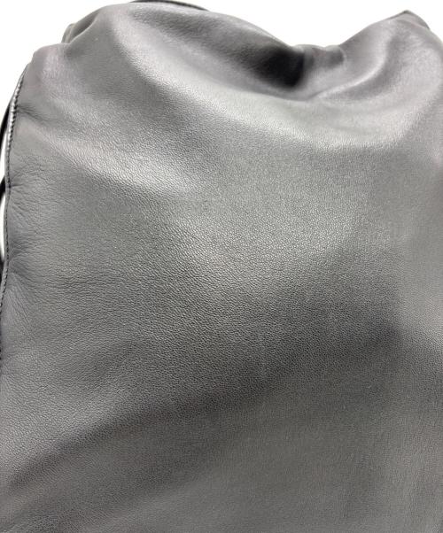 LOEWE（ロエベ）LOEWE (ロエベ) 巾着ショルダーバッグ ブラックの古着・服飾アイテム