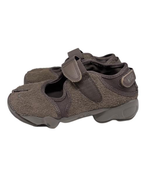 NIKE（ナイキ）NIKE (ナイキ) AIR RIFT IRONSTONE/サンダル ブラウン サイズ:23の古着・服飾アイテム