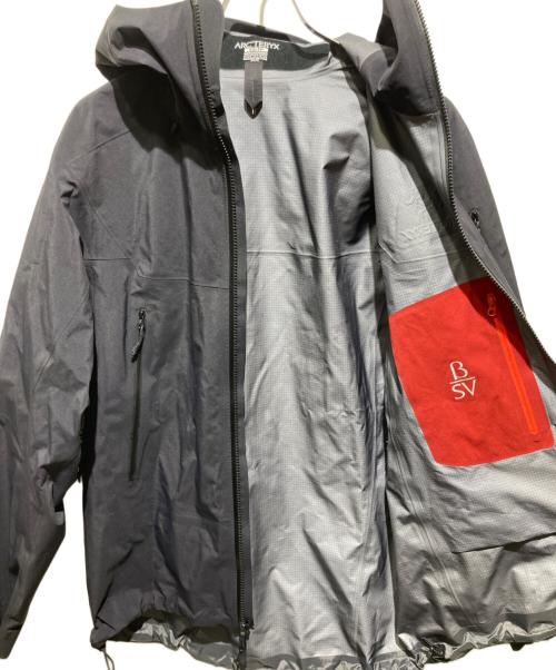 ARC'TERYX（アークテリクス）ARC'TERYX (アークテリクス) BETA SV JACKET ブラック サイズ:XSの古着・服飾アイテム