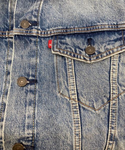 LEVI'S（リーバイス）LEVI'S (リーバイス) トラッカージャケット インディゴ サイズ:Mの古着・服飾アイテム