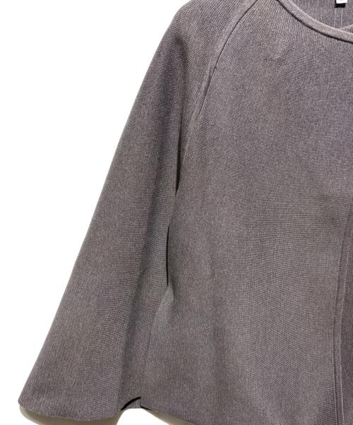 BLUE LABEL CRESTBRIDGE（ブルーレーベルクレストブリッジ）BLUE LABEL CRESTBRIDGE (ブルーレーベルクレストブリッジ) ニットミラノリブケープ グレー サイズ:38の古着・服飾アイテム