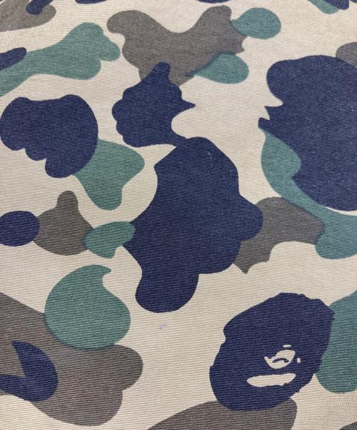 A BATHING APE（アベイシングエイプ）A BATHING APE (アベイシングエイプ) 初期タグ 迷彩柄トートバッグ カーキの古着・服飾アイテム