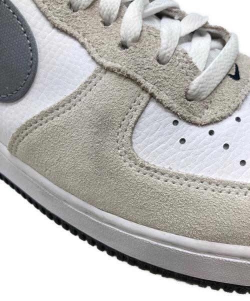 NIKE（ナイキ）NIKE (ナイキ) 1 '07 LV8 100WHITE/MCLGY ホワイト サイズ:28の古着・服飾アイテム