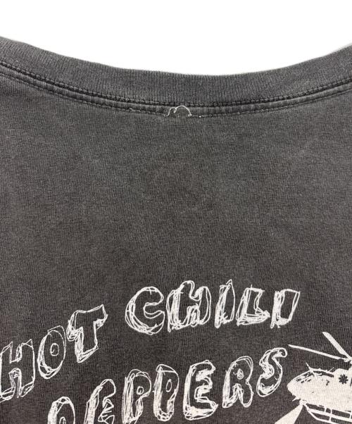 RED HOT CHILIPEPPERS（レッド ホット チリ ペッパーズ）RED HOT CHILIPEPPERS (レッド ホット チリ ペッパーズ) プリントTシャツ ブラック サイズ:Ｌの古着・服飾アイテム