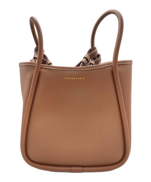 CHARLES & KEITH（チャールズアンドキース）CHARLES & KEITH (チャールズアンドキース) Lyla ミニライラ チューブラートートバッグ ブラウンの古着・服飾アイテム