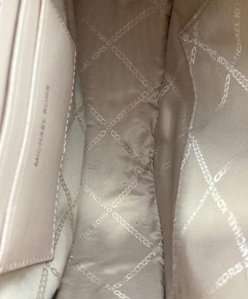 MICHAEL KORS（マイケルコース）MICHAEL KORS (マイケルコース) ミディアム サークル クロスボディ MKシグネチャーの古着・服飾アイテム