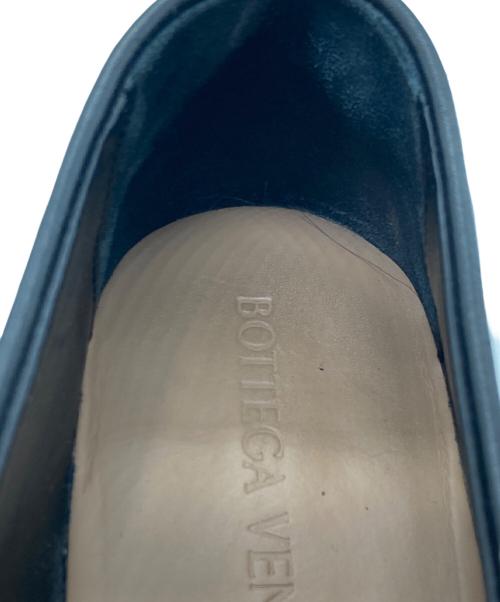 BOTTEGA VENETA（ボッテガベネタ）BOTTEGA VENETA (ボッテガベネタ) Astaire ローファー ホワイト×ブラック サイズ:39の古着・服飾アイテム