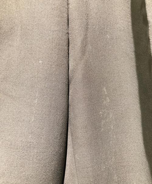ISSEY MIYAKE MEN（イッセイミヤケメン）ISSEY MIYAKE MEN (イッセイミヤケメン) 2タックスラックスパンツ ブラウン サイズ:Ｍの古着・服飾アイテム