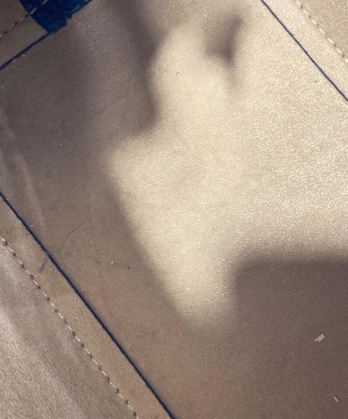 CHARLES & KEITH（チャールズアンドキース）CHARLES & KEITH (チャールズアンドキース) メタリックアクセントバケットバッグ ブラックの古着・服飾アイテム