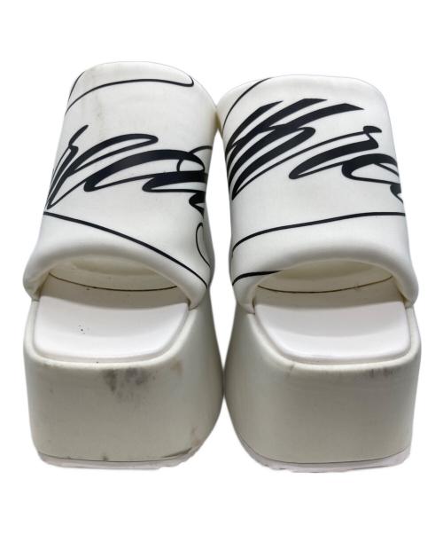 THEREDTHREAD（ザレッドスレッド）THEREDTHREAD (ザレッドスレッド) script chunky slides white ホワイト サイズ:40の古着・服飾アイテム