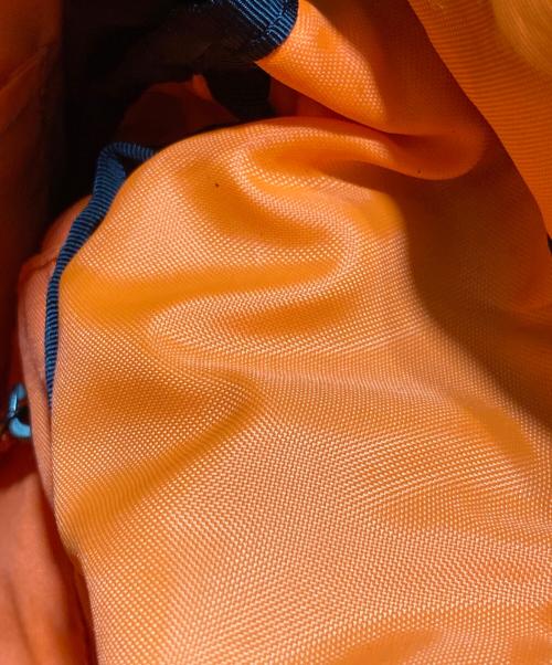 ARC'TERYX（アークテリクス）ARC'TERYX (アークテリクス) リュック ブラック×レッドの古着・服飾アイテム