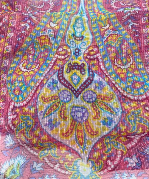 ETRO（エトロ）ETRO (エトロ) シルク ペイズリー柄スカーフ レッドの古着・服飾アイテム