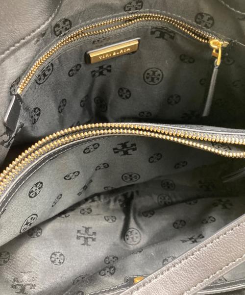 TORY BURCH（トリーバーチ）TORY BURCH (トリーバーチ) Alexa Flat Leather Tote ブラックの古着・服飾アイテム