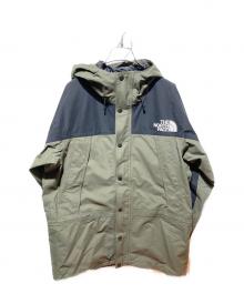 THE NORTH FACE（ザ ノース フェイス）の古着「Mountain Light Jacket」｜グリーン×ブラック