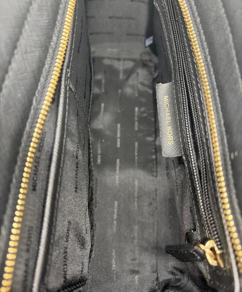 MICHAEL KORS（マイケルコース）MICHAEL KORS (マイケルコース) セルマ ミディアム トップ ジップ サッチェル/ショルダーバッグ ブラックの古着・服飾アイテム