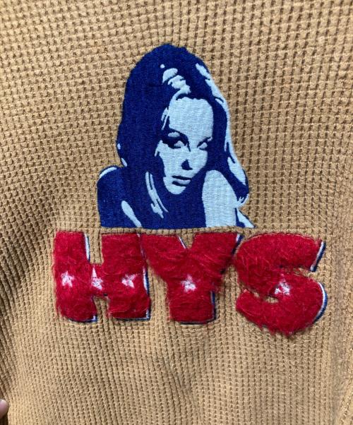 Hysteric Glamour（ヒステリックグラマー）Hysteric Glamour (ヒステリックグラマー) THE NEW HYS刺繍スウェット ブラウン サイズ:FREEの古着・服飾アイテム
