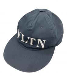 VALENTINO（ヴァレンティノ）の古着「VLTNロゴキャップ」｜ネイビー