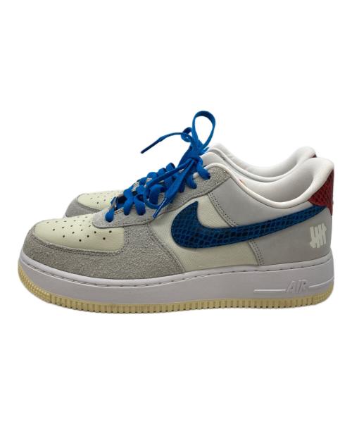 NIKE（ナイキ）NIKE (ナイキ) UNDEFEATED (アンディフィーテッド) AIR FORCE1 LOW/ローカットスニーカー グレー×アイボリー サイズ:26.5cmの古着・服飾アイテム