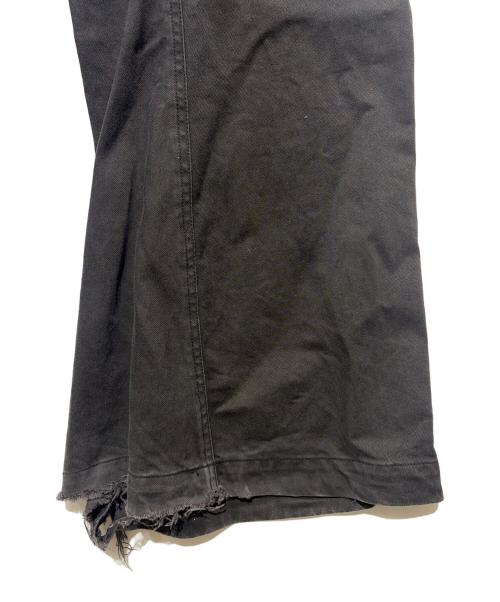 NVRFRGT（ネヴァーフォーゲット）NVRFRGT (ネヴァーフォーゲット) 3D TWISTED CARGO PANTS ブラック サイズ:1の古着・服飾アイテム