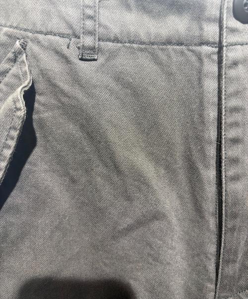 NVRFRGT（ネヴァーフォーゲット）NVRFRGT (ネヴァーフォーゲット) 3D TWISTED CARGO PANTS ブラック サイズ:1の古着・服飾アイテム