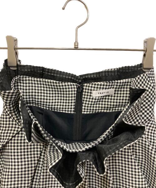 FRAY ID（フレイ アイディー）FRAY ID (フレイ アイディー) セットアップオールインワン ホワイト×ブラック サイズ:SIZE 0の古着・服飾アイテム