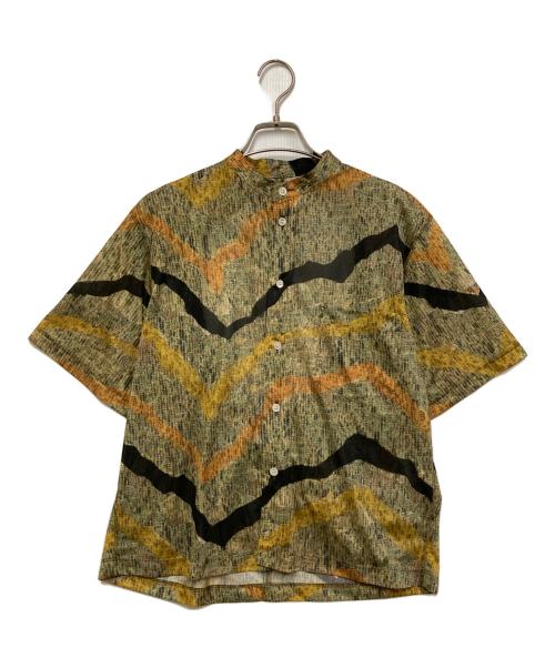 TOGA PULLA（トーガ プルラ）TOGA PULLA (トーガ プルラ) プリントシャツ カーキ サイズ:SIZE Mの古着・服飾アイテム