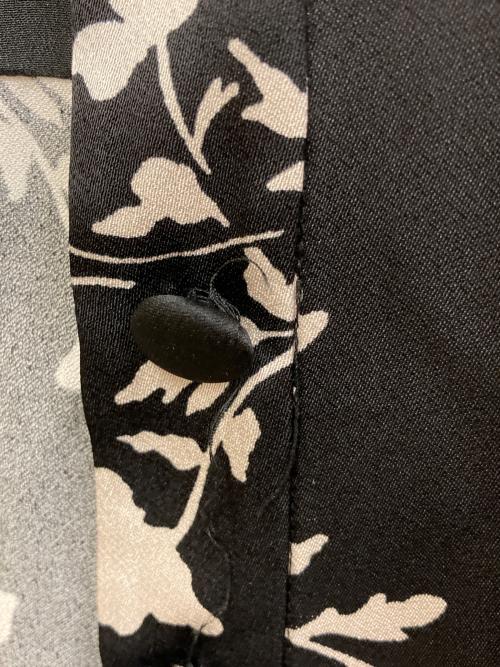 HOBBS（ホッブス）HOBBS (ホッブス) 花柄ワンピース ブラック サイズ:SIZE 36の古着・服飾アイテム