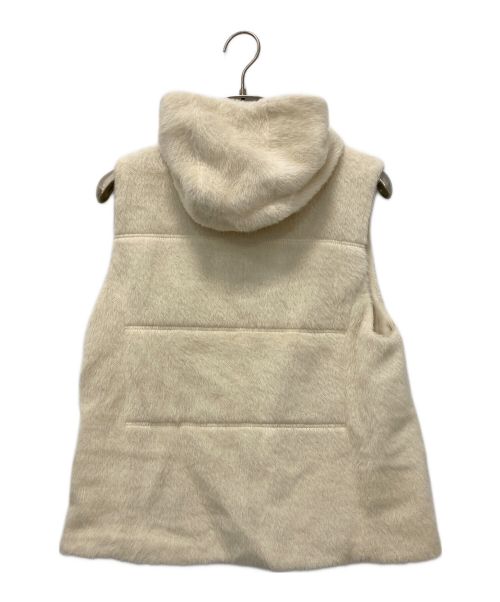 ARTISAN&ARTIST（アルティザン＆アーティスト）ARTISAN&ARTIST (アルティザン＆アーティスト) アルパカシャギー 中綿入りベスト アイボリー サイズ:9の古着・服飾アイテム