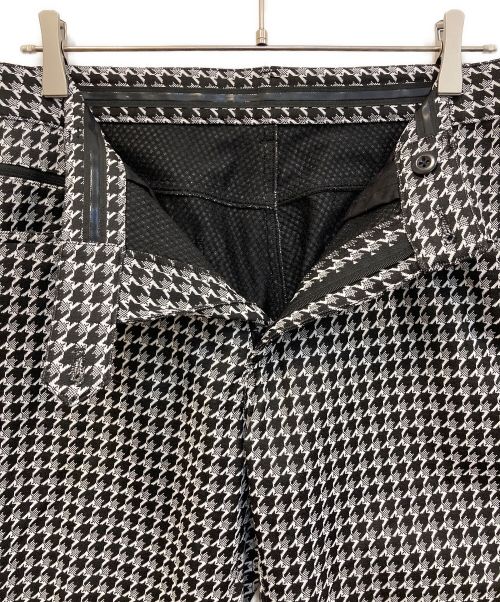 BEAMS GOLF（ビームスゴルフ）BEAMS GOLF (ビームスゴルフ) 千鳥格子ストレッチパンツ ホワイト×ブラック サイズ:SIZE　Lの古着・服飾アイテム