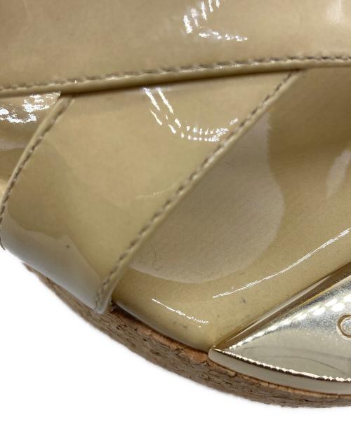 JIMMY CHOO（ジミーチュウ）JIMMY CHOO (ジミーチュウ) ウェッジソールサンダル ベージュ サイズ:22.5の古着・服飾アイテム