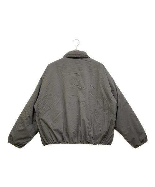 NEW BALANCE（ニューバランス）NEW BALANCE (ニューバランス) パデッドコーチジャケット グレー サイズ:SIZE Mの古着・服飾アイテム