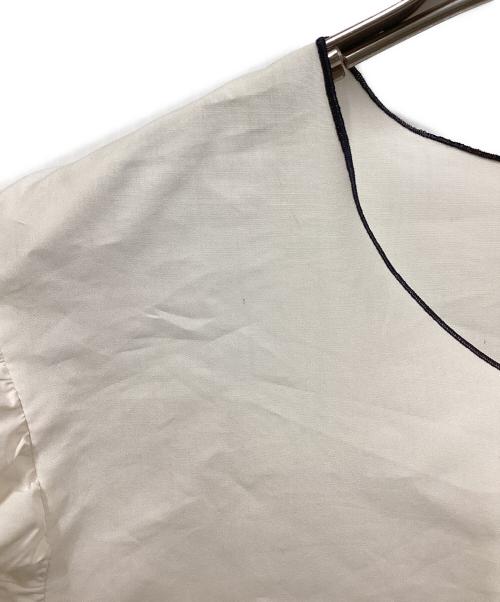 CYCLAS（シクラス）CYCLAS (シクラス) コットンシルク ボリューム パフスリーブ ホワイト サイズ:36の古着・服飾アイテム