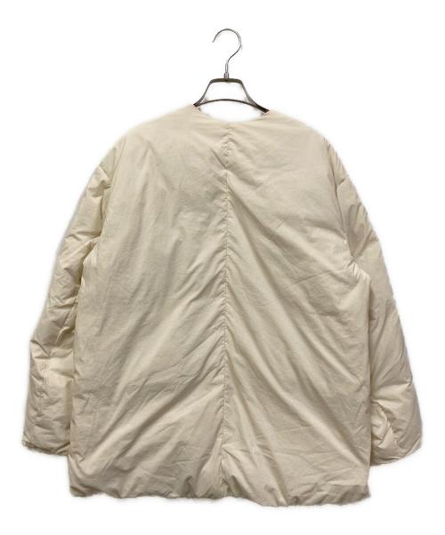 green label relaxing（グリーンレーベルリラクシング）green label relaxing (グリーンレーベルリラクシング) ノーカラー撥水ダウンコート アイボリー サイズ:SIZE 38の古着・服飾アイテム