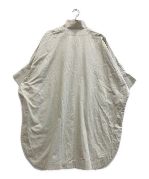 melumo（メルモ）melumo (メルモ) ハイネックコート ベージュ サイズ: Freeの古着・服飾アイテム