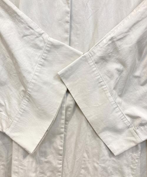 melumo（メルモ）melumo (メルモ) ハイネックコート ベージュ サイズ: Freeの古着・服飾アイテム