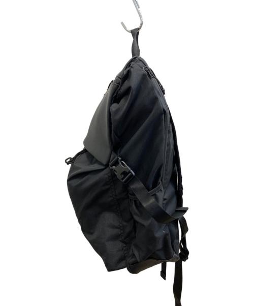 ear PAPILLONNER（イアパピヨネ）ear PAPILLONNER (イアパピヨネ) BURLAP OUTFITTER (バーラップアウトフィッター) 撥水レザーコンビライトリュック ブラックの古着・服飾アイテム