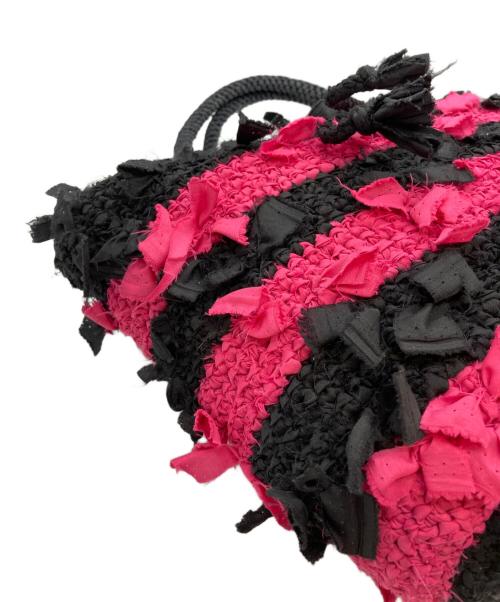 me ISSEY MIYAKE（ミーイッセイ ミヤケ）me ISSEY MIYAKE (ミーイッセイ ミヤケ) トートバッグ ブラック×ピンクの古着・服飾アイテム