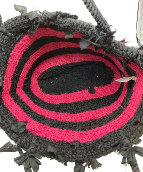 me ISSEY MIYAKE（ミーイッセイ ミヤケ）me ISSEY MIYAKE (ミーイッセイ ミヤケ) トートバッグ ブラック×ピンクの古着・服飾アイテム