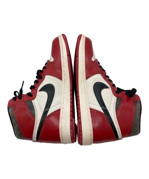 NIKE（ナイキ）NIKE (ナイキ) AIR JORDAN 1 RETRO HIGH OG CHICAGO LOST & FOUND VARSITY RED/BLACK-SAIL-MUSLIN サイズ:26の古着・服飾アイテム