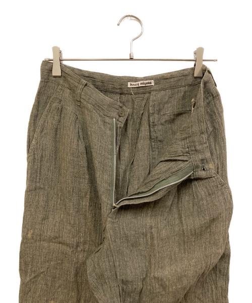 ISSEY MIYAKE（イッセイミヤケ）ISSEY MIYAKE (イッセイミヤケ) リネンパンツ カーキ サイズ:SIZE Sの古着・服飾アイテム