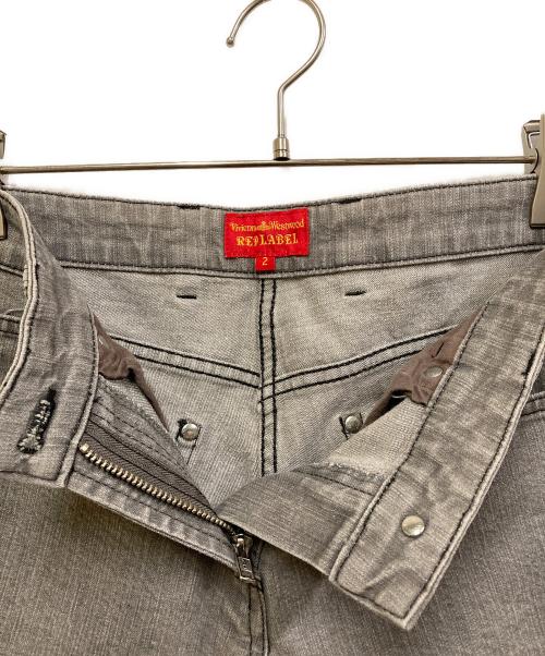 Vivienne Westwood RED LABEL（ヴィヴィアンウエストウッドレッドレーベル）Vivienne Westwood RED LABEL (ヴィヴィアンウエストウッドレッドレーベル) デニムパンツ グレー サイズ:SIZE Mの古着・服飾アイテム