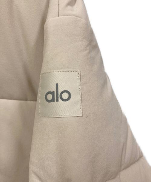 alo yoga（アローヨガ）alo yoga (アローヨガ) Stretch Woven Street Puffer ベージュ サイズ:Mの古着・服飾アイテム