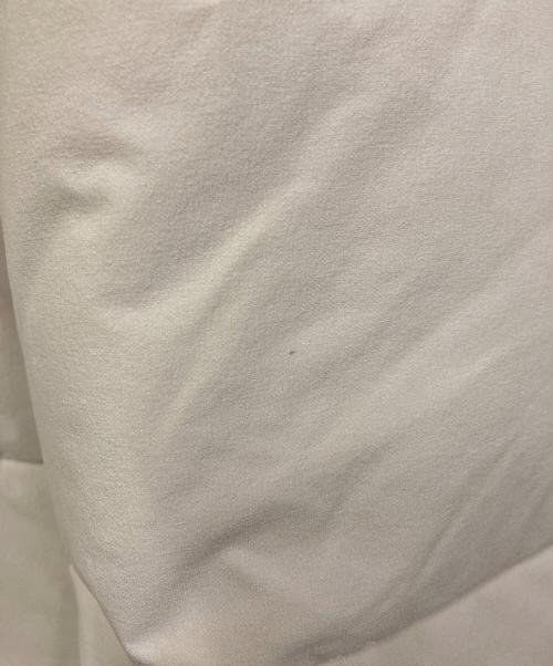 alo yoga（アローヨガ）alo yoga (アローヨガ) Stretch Woven Street Puffer ベージュ サイズ:Mの古着・服飾アイテム