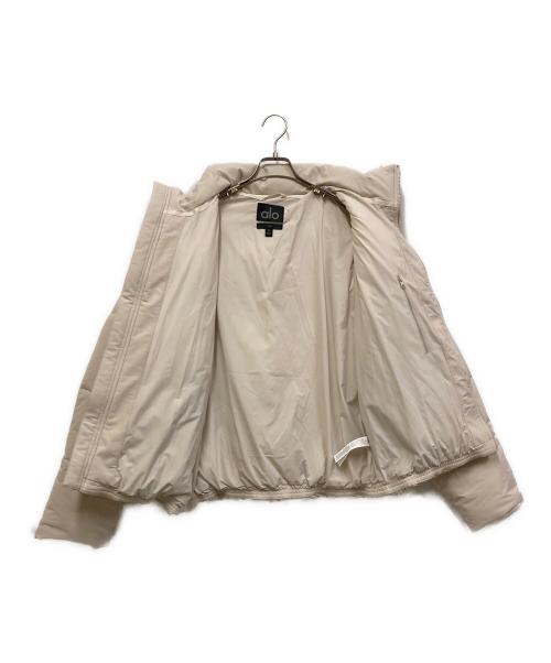 alo yoga（アローヨガ）alo yoga (アローヨガ) Stretch Woven Street Puffer ベージュ サイズ:Mの古着・服飾アイテム