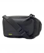 TUMIトゥミ）の古着「グレゴリースリングバッグ」｜ブラック